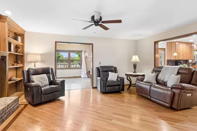 2001 Lakeview Court, Naperville, IL 60565 - Photo 8