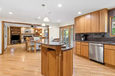 2001 Lakeview Court, Naperville, IL 60565 - Photo 12