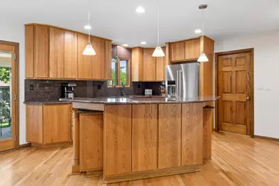 2001 Lakeview Court, Naperville, IL 60565 - Photo 14