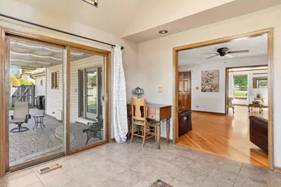2001 Lakeview Court, Naperville, IL 60565 - Photo 10