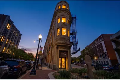 3325 N Lincoln Avenue #304, Chicago, IL 60657 - Photo 2
