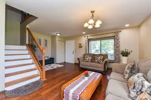 2475 Westleigh Ct, Aurora, IL 60504 - Photo 4