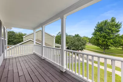 707 Hoover Drive, Oswego, IL 60543 - Photo 2