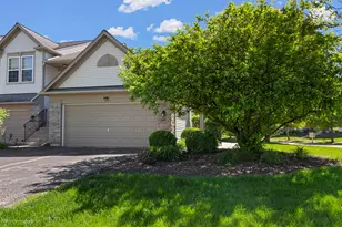 514 Metropolitan St, Aurora, IL 60502 - Photo 2