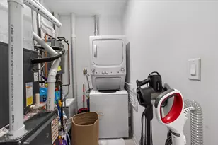 2209 W North Ave, Chicago, IL 60647 - Photo 10