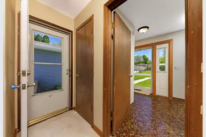 1403 E Lowden Avenue, Wheaton, IL 60189 - Photo 12