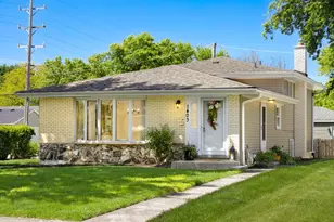 1403 E Lowden Ave, Wheaton, IL 60189 - Photo 1