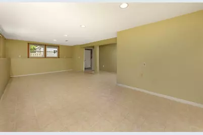 1403 E Lowden Avenue, Wheaton, IL 60189 - Photo 24