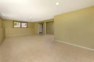 1403 E Lowden Ave, Wheaton, IL 60189 - Photo 24