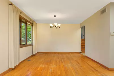 1403 E Lowden Avenue, Wheaton, IL 60189 - Photo 8