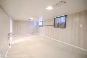 1515 Elmwood Ave, Dekalb, IL 60115 - Photo 18