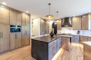 23843 N Lookout Pointe Rd, Lake Barrington, IL 60010 - Photo 14
