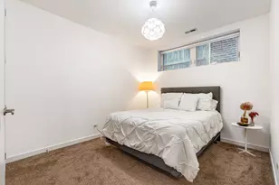 2324 W Huron St, Chicago, IL 60612 - Photo 24