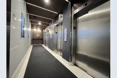 300 N State Street #5225, Chicago, IL 60654 - Photo 20