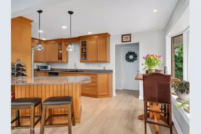 16W660 89th Place, Willowbrook, IL 60527 - Photo 4