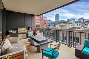 21 N May St, Chicago, IL 60607 - Photo 30