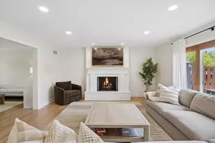 877 Stillwell Ct, Wheaton, IL 60189 - Photo 8