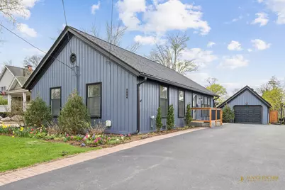 228 Raymond Avenue, Barrington, IL 60010 - Photo 2