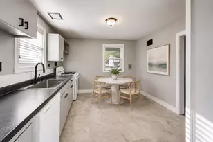 836 E Rockland Rd, Libertyville, IL 60048 - Photo 12