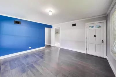 836 E Rockland Road, Libertyville, IL 60048 - Photo 2