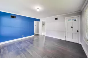 836 E Rockland Rd, Libertyville, IL 60048 - Photo 2