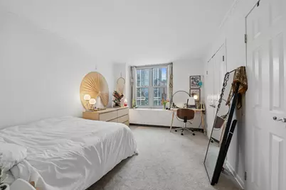 400 E Randolph Street #1710, Chicago, IL 60601 - Photo 16