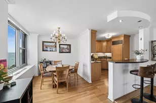 400 E Randolph St, Chicago, IL 60601 - Photo 2