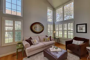 411 Belmont Ln, Bartlett, IL 60103 - Photo 6