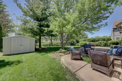 411 Belmont Lane, Bartlett, IL 60103 - Photo 32