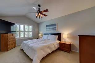 411 Belmont Ln, Bartlett, IL 60103 - Photo 22