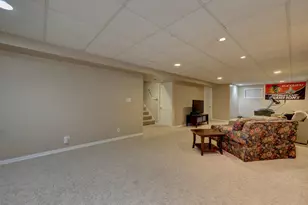 411 Belmont Ln, Bartlett, IL 60103 - Photo 28