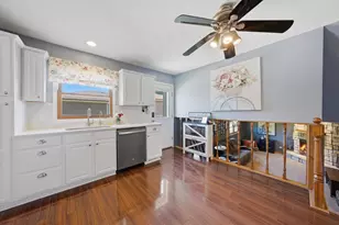 18024 65th Ave, Tinley Park, IL 60477 - Photo 4