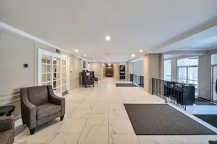 2909 N Sheridan Rd, Chicago, IL 60657 - Photo 16