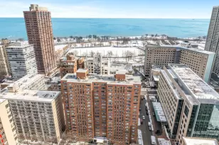 2909 N Sheridan Rd, Chicago, IL 60657 - Photo 24