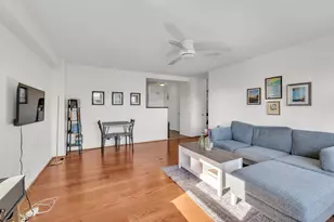 2909 N Sheridan Rd, Chicago, IL 60657 - Photo 8