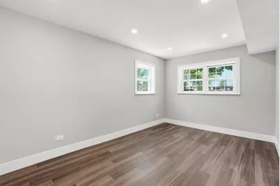 4447 S Leamington Avenue, Chicago, IL 60638 - Photo 8