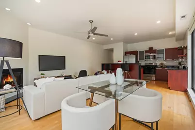 808 N Greenview Avenue #2E, Chicago, IL 60642 - Photo 8