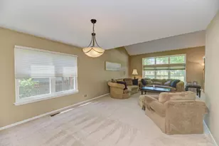 1216 Churchill Rd, Bartlett, IL 60103 - Photo 12
