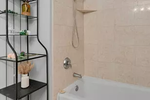 565 W Quincy St, Chicago, IL 60661 - Photo 14