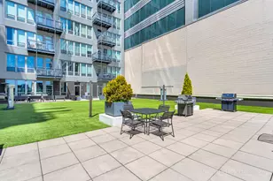565 W Quincy St, Chicago, IL 60661 - Photo 20