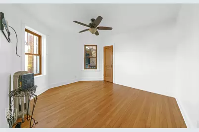 4055 W Nelson Street #1, Chicago, IL 60641 - Photo 6