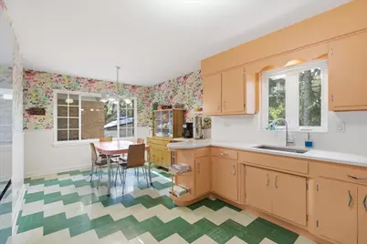 9237 Lincolnwood Drive, Evanston, IL 60203 - Photo 10