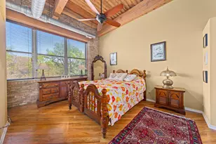 1801 W Larchmont Ave, Chicago, IL 60613 - Photo 22