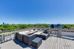 1801 W Larchmont Ave, Chicago, IL 60613 - Photo 30