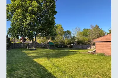 2130 Hawthorne Lane, Waukegan, IL 60087 - Photo 12