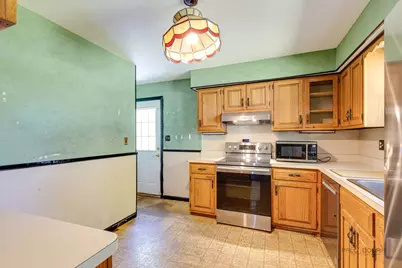 217 Dalton Avenue, Mundelein, IL 60060 - Photo 12