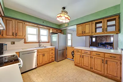 217 Dalton Avenue, Mundelein, IL 60060 - Photo 14