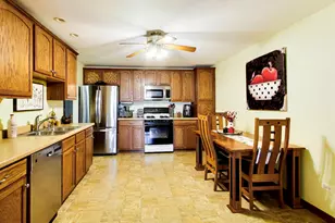 5311 Glenbrook Trail, McHenry, IL 60050 - Photo 8