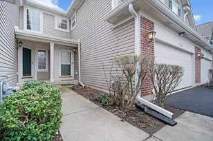 3124 Crystal Rock Rd, Naperville, IL 60564 - Photo 2