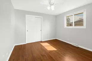 318 Virginia St, Bensenville, IL 60106 - Photo 6
